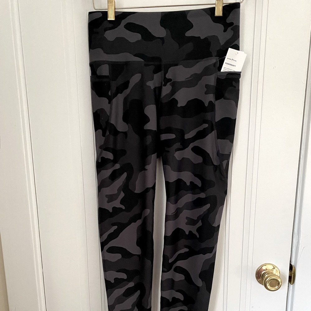 Black camo leggings tall